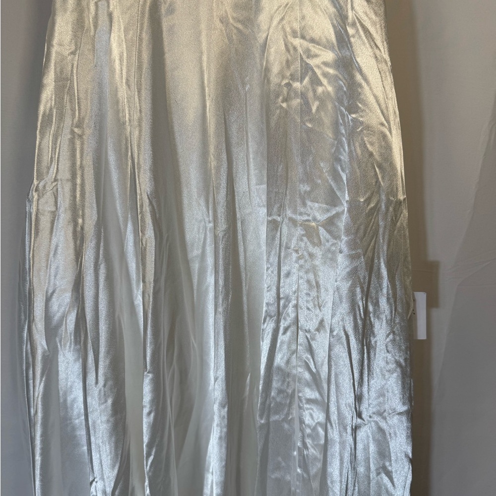 Lulus Greatest Hits White Satin Off-the-Shoulder Maxi Dress M - Picture 7 of 11